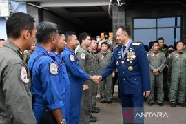 Kasau Fadjar Prasetyo apresiasi Garuda Flight dan Nusantara Flight sukses demo udara
