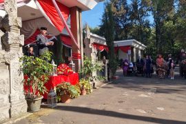 Kemerdekaan RI - sejumlah anak Indonesia diajak ikuti upacara HUT RI di Ethiopia