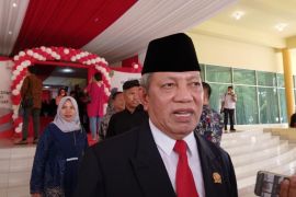 Makmur maknai  HUT ke- 77 Kemerdekaan RI bukan sekedar peringatan