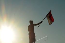 Lomba Panjat Pinang di Bantaran Sungai Musi Page 3 Small