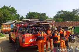 Tim SAR gabungan lakukan pencarian seorang pemuda dilaporkan hilang tenggelam di Waduk Cirata