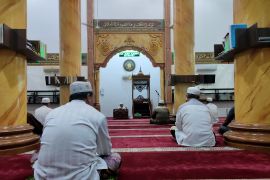 Mantan Ketua NU Kalsel: shalat induk doa