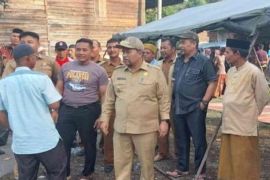 Kebakaran hebat hanguskan 15 rumah di Pasir Tripe Jaya