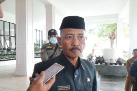 Gaji timsus Gubernur Kepri sekitar Rp10 juta per bulan