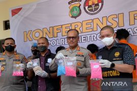 Polres Bekasi amankan pengedar 500 ekstasi jaringan internasional