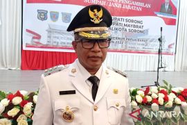 Penjabat Wali Kota Sorong menyiapkan strategi penanganan sampah