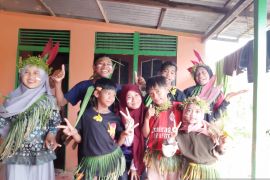 Kampung Baca Tansal gelar Fashion Week berkonsep alam