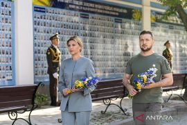 Foto Presiden Ukraina ikuti acara gay hoaks!