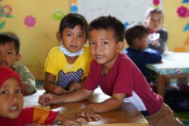 Tingkatkan sarana pendidikan, PT Timah bantu Raudhatul Athfal Kemuning