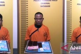 Polres Inhu ringkus tiga pengedar sabu saat transaksi