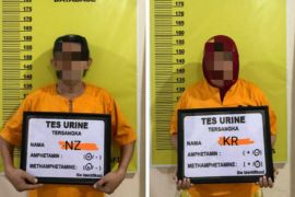 Jadi pengedar sabu, oknum PNS dan istrinya di Selatpanjang dibekuk polisi