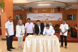 Dukung Indonesia's FOLU Net Sink 2030, Kadis Kehutanan Sumbar Apresiasi Semen Padang