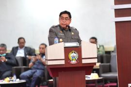 Gubernur berikan tanggapan tiga ranperda inisiatif DPRD Sulsel