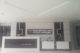 Pemkab Pasaman Barat bina koperasi tidak aktif