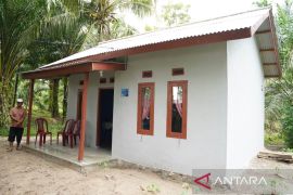 Tinggal sebatang kara, Safri tak menyangka bakal terima rumah layak huni dari PT Timah