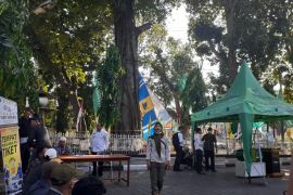 Pemkot Mataram menggelar olahraga bersepeda berhadiah paket umrah