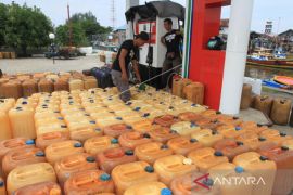 KNTI Aceh minta pemerintah tunda kenaikan harga BBM