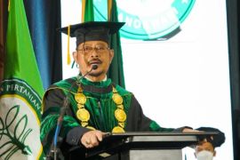 Hadiri wisuda nasional Politeknik Kementan, Mentan ajak millenial gunakan teknologi