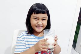 Bantu tingkatkan imun tubuh dengan minum susu