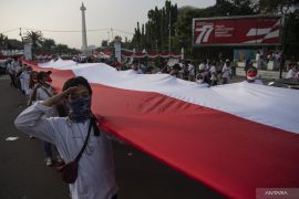 Kirab Merah Putih diikuti Puluhan ribu orang