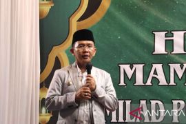 Ruang rapat Bupati Bekasi diberi nama ruang KH Raden Ma'mun Nawawi
