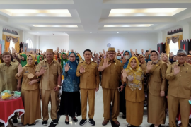 TP PKK Provinsi Gorontalo minta kader sosialisasi pentingnya imunisasi anak