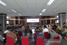 Komisi II DPRD Kota Bogor sosialisasi Perda Koperasi dan UMKM dorong usaha warga