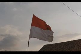 17 Agustus 1945  Merdeka bangsaku ! Indonesia