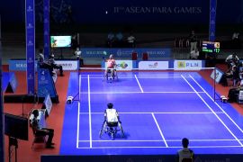 Tiga laga 'All Indonesian Final' para bulu tangkis berlangsung sengit