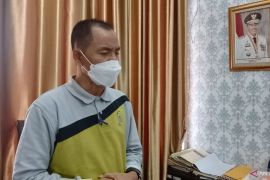 Disdik Riau bantah terlibat calo penerimaan siswa baru