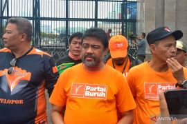 Kalangan buruh berikan tiga solusi ini  terkait kenaikan harga BBM