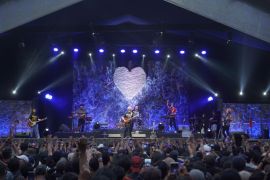 Konser HUT ke-61 Iwan Fals ajang lepas rindu penggemar