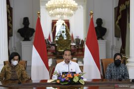 Artikel - Utak-atik subsidi BBM