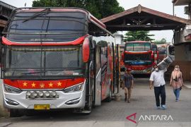 Penyesuaian tarif Bus AKAP
