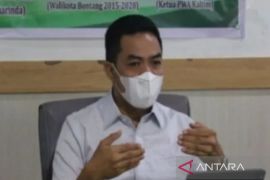 Andi Harun: Bangun kepercayaan masyarakat kepada politisi perempuan