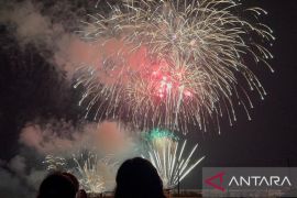Festival kembang api di sejumlah wilayah Jepang kembali digelar