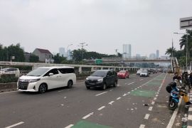 Jalan Gatot Subroto depan gedung DPR RI, Senayan kembali dibuka