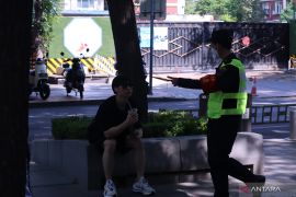 Sejumlah objek wisata di China "lockdown"