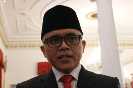 Dilantik sebagai Menpan RB, Azwar Anas ingin bawa birokrasi ke "next level"