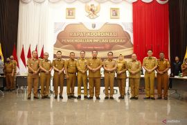 Gubernur Lampung Gelar Rapat Pengendalian Inflasi Daerah Page 1 Small