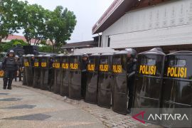 PWI Aceh kecam oknum polisi rusak alat kerja wartawan saat liput demo di DPRA
