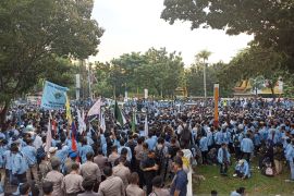 Mahasiswa Universitas Riau ancam kerahkan massa lebih besar jika tuntutannya tak diakomodir