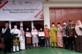 268.363 KPM Pekanbaru terima BLT dan bantuan sosial sembako dampak kenaikan harga BBM