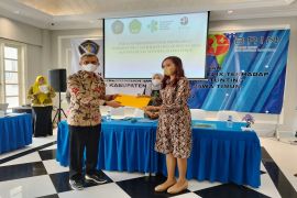 Pemkab Bangkalan tekan kasus kekerdilan dengan pola triple helix