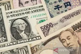 Yen jatuh ke terendah 11 bulan terhadap dolar, berisiko intervensi