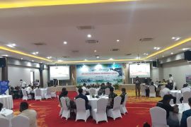 Bupati Paniai Nawipa: Penerbangan sipil percepat pembangunan infrastruktur