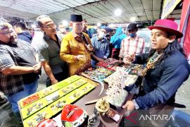 Pasar antik jadi daya ungkit perekonomian masyarakat Situbondo