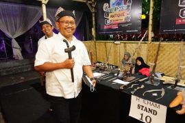 "Banyuwangi Antique Exhibition" pamerkan benda purbakala