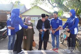 Husairi resmikan Pasar Kerajinan APINDO