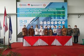 Jadi Salah Satu Mitra Industri, Chandra Asri Bersama Berbagai Perusahaan Petrokimia di Indonesia Resmikan Politeknik Industri Petrokimia Naungan Kemenperin